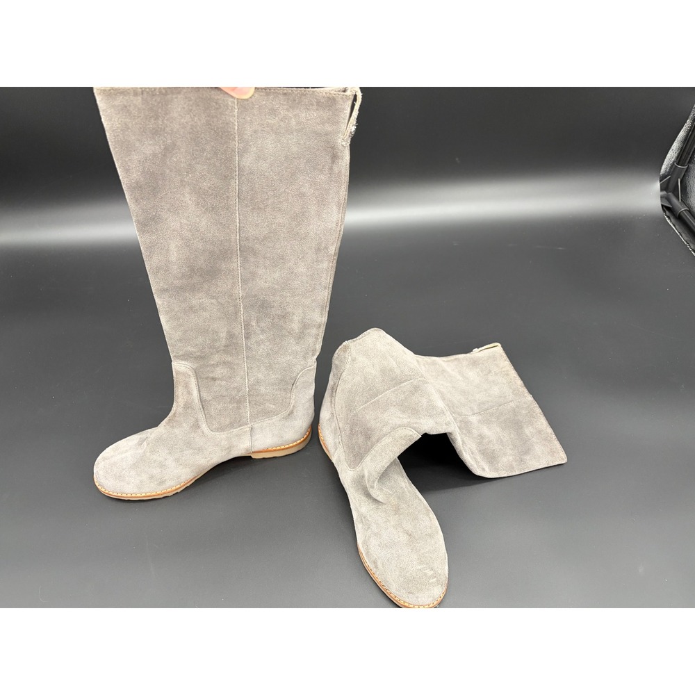 Michael Kors Womens Grey Suede Tall Pull On Boots Flat Lug Sole Size 6M